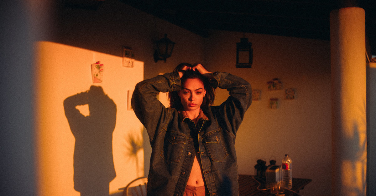 Lack out. Andre Josselin Dear. Andre Josselin фотограф. Rogi Andre фотограф. Raye Rudimental regardless съемки.