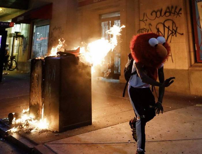 Riots in Minneapolis - Minneapolis, Disorder, Sesame street, Death of George Floyd