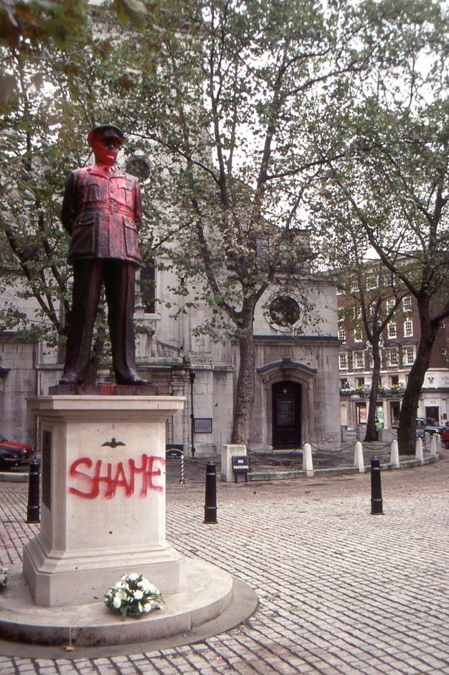 Improving the lives of blacks the right way - Great Britain, USA, Monument, Demolition, Longpost, The photo, Video, Black lives matter, Death of George Floyd, Politics