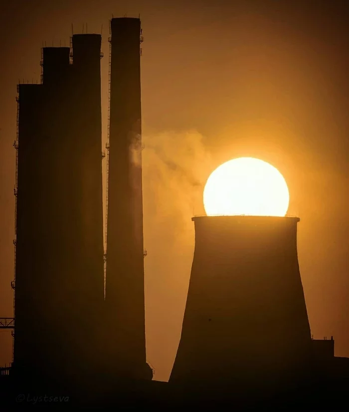 So this is where it hides every day - The sun, Pipe, Cooling tower, Silhouette, Sunset, Industrial rock