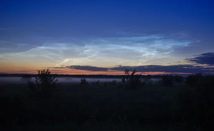 noctilucent clouds - My, Noctilucent clouds, Sky, Night shooting, The photo