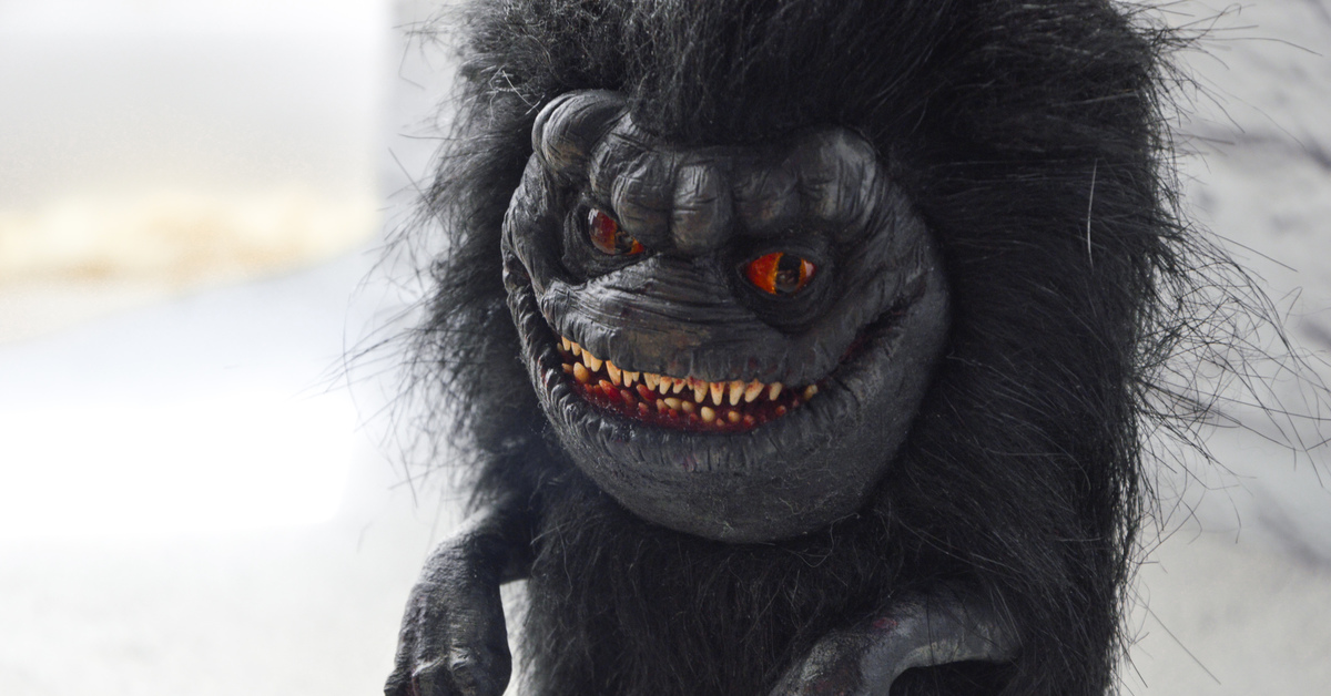 Critters перевод. Игрушка Зубастик монстр. Зубастик 2022.