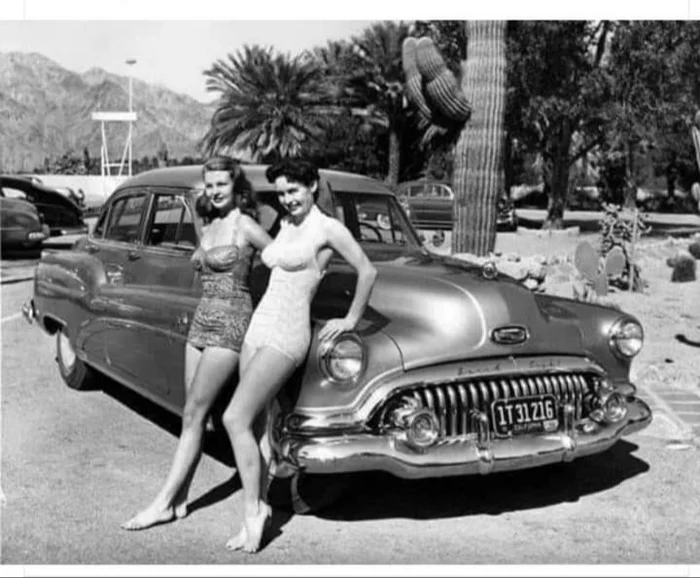 Buick - USA, 50th, Celebrities, Elizabeth Taylor, Rita Hayworth, Auto, Cactus, Black and white photo