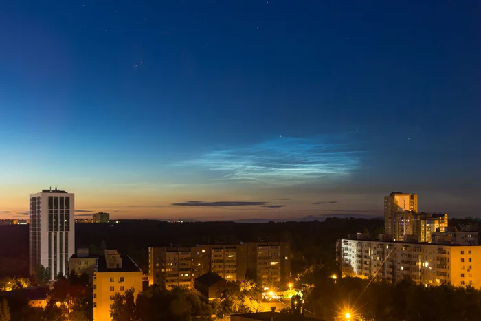 Noctilucent clouds over Ufa - My, Ufa, Clouds, Noctilucent clouds, Summer, Night, Stars, Cassiopeia