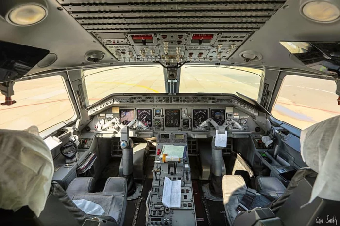 Cockpit EMBRAER 145 - Моё, Кабина, Самолет, Пилот