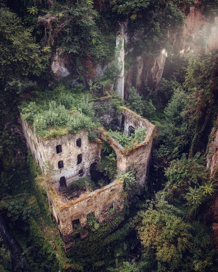 lost - Mill, Italy, Abandoned, The photo, Ruin, The rocks, Nature