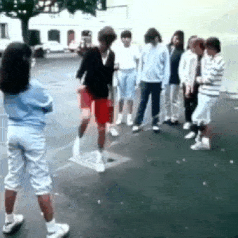 1593353774137259950.gif