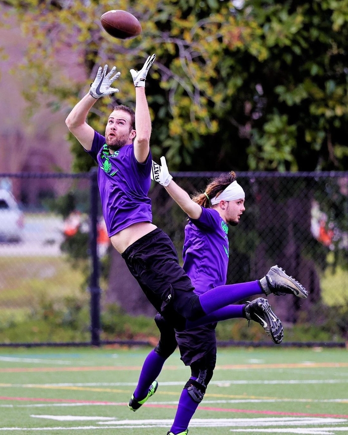 Хоть ноги отрасти, но что бы до мяча дотянулся