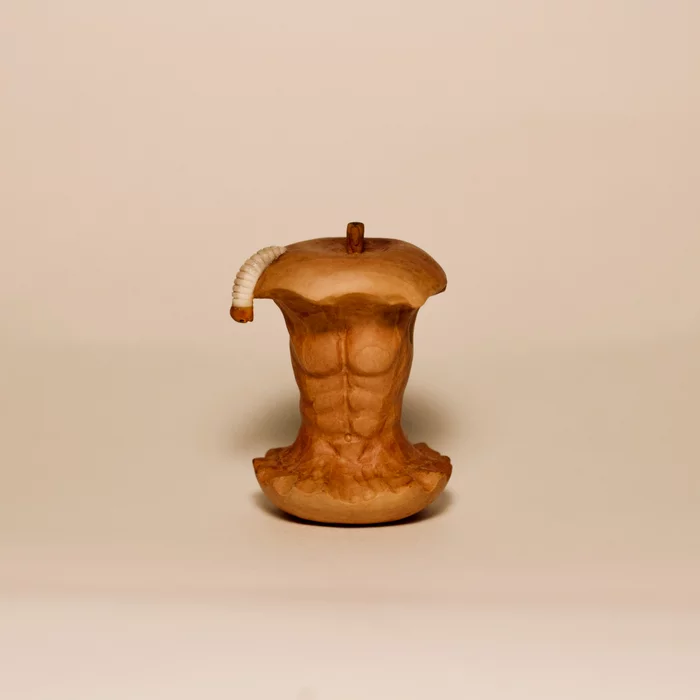 Netsuke #37 Apple Hokan - NSFW, My, Netsuke, Thread, Wood carving, Miniature, Needlework without process, Longpost