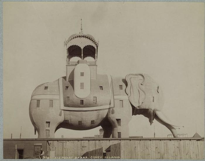 Elephantine Colossus  (), -, 19 , , , , , -
