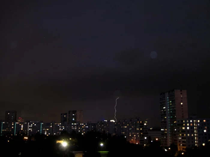 Moscow, Strogino. Last night's thunderstorm - My, Moscow, Thunderstorm, Lightning, Night, Longpost