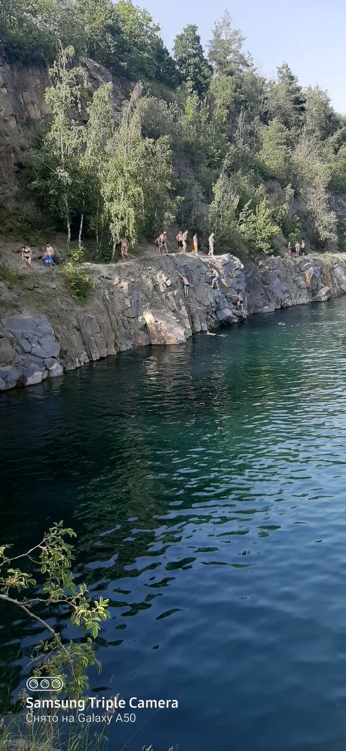 Former quarry in the Czech Republic - My, Career, Lake, Relaxation, Czech, A fish, Fishing, License, Video, Longpost