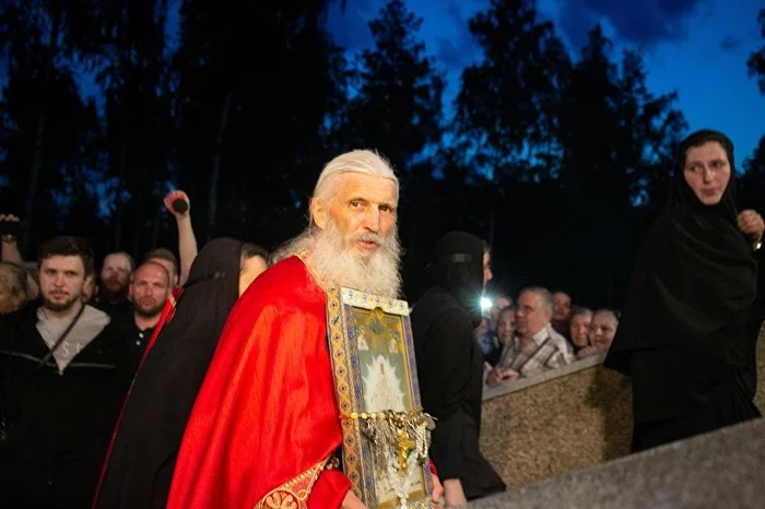 The 10,000-strong army of Schegumen Sergius held a religious procession. Coronavirus? did not hear - ROC, Religion, Schedule Sergius, Yekaterinburg, Procession, Romanovs, Longpost