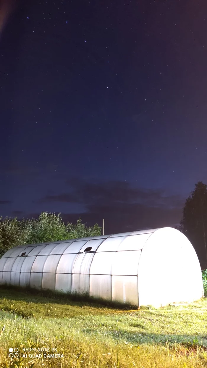 Space station - My, Beginning photographer, Night shooting, The photo, Mobile photography, Night, Village, Stars, Kaluga region, Longpost