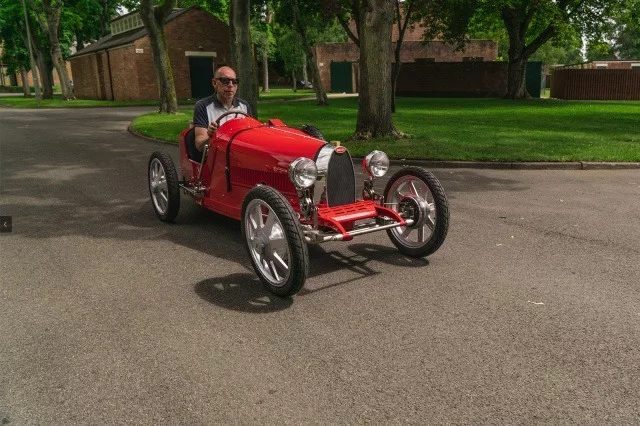 You can become the owner of a rare Bugatti for just $35,000 - Bugatti, Wheelbarrow, Retro, Race, Video, Auto