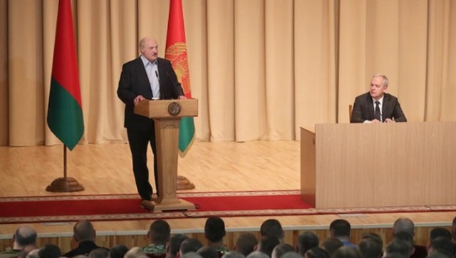 Lukashenko announced that he had recovered from coronavirus - Alexander Lukashenko, Coronavirus, Golden man