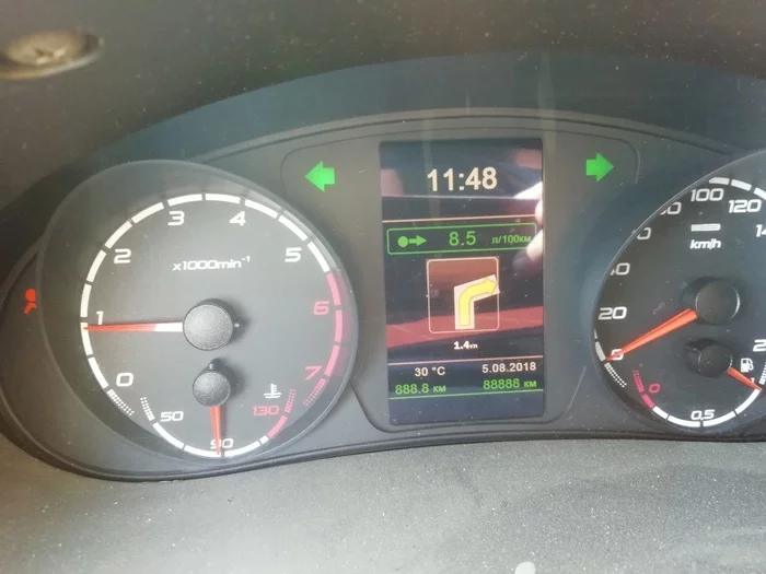 Reply to the post “That’s it, now you don’t have to drive this car anymore” - My, The photo, Auto, Numbers, Mileage, Odometer, Answer, Reply to post, Longpost