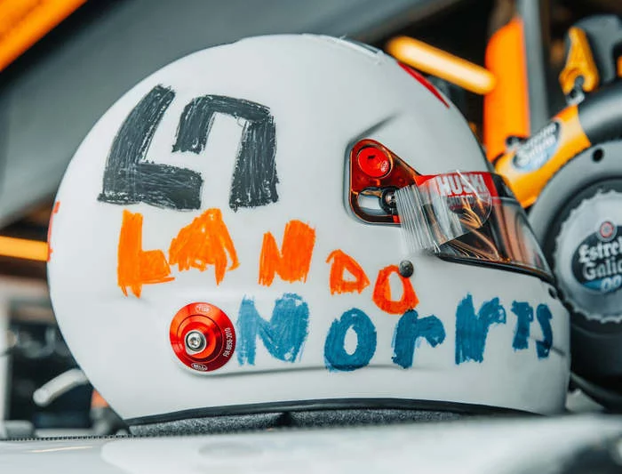 The F1 driver will go to the start of the Grand Prix with a helmet painted by a six-year-old girl. Out of nostalgia for my first drawings - news, Sportsru, Sport, Formula 1, Longpost