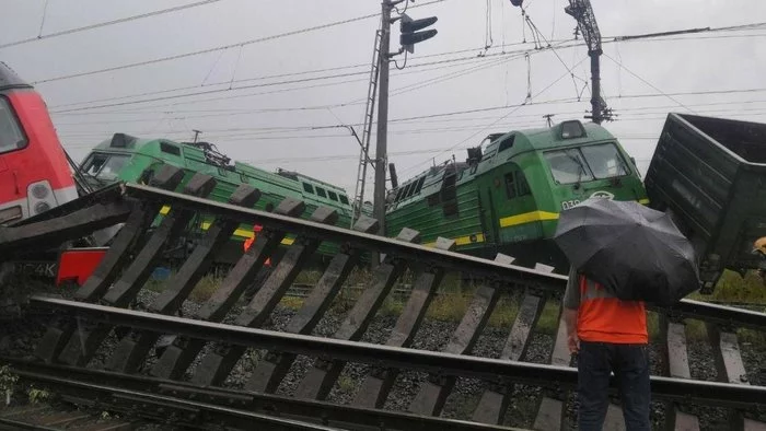 Two trains collided in St. Petersburg - Russian Railways, Saint Petersburg, Railway, Driver, Video, Longpost