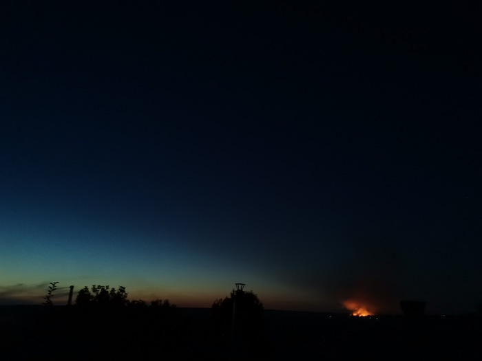 Fire in the distance - My, The photo, Landscape, Evening, Photo on sneaker