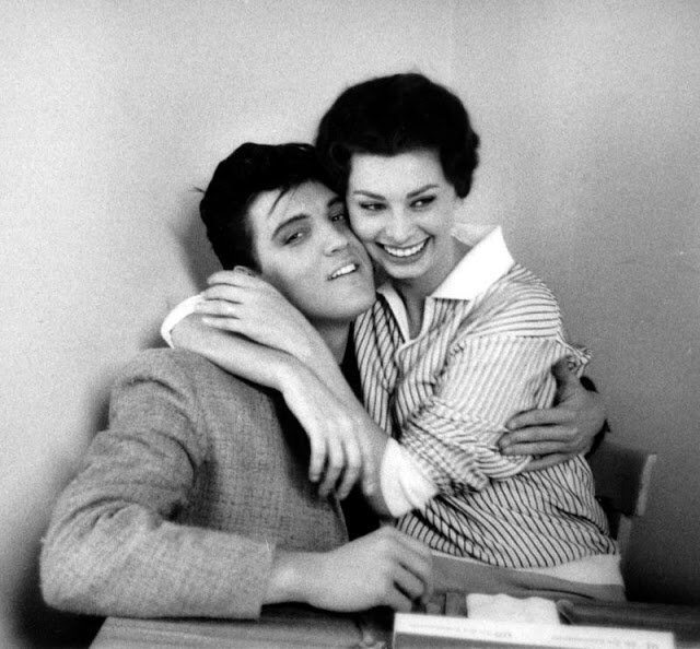 King and Diva: a chance meeting of two stars - Actors and actresses, Elvis Presley, Sophia Loren, Meeting, Old photo, Longpost