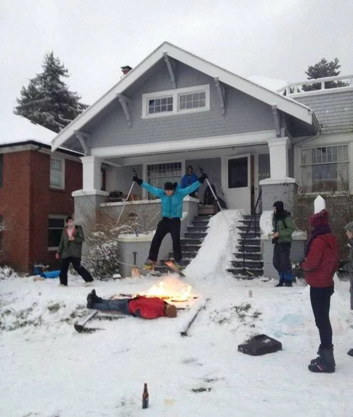 If the resorts are closed in winter, then here’s an idea - Ski freestyle, Quarantine, Courtyard, With your own hands, Idea, The photo