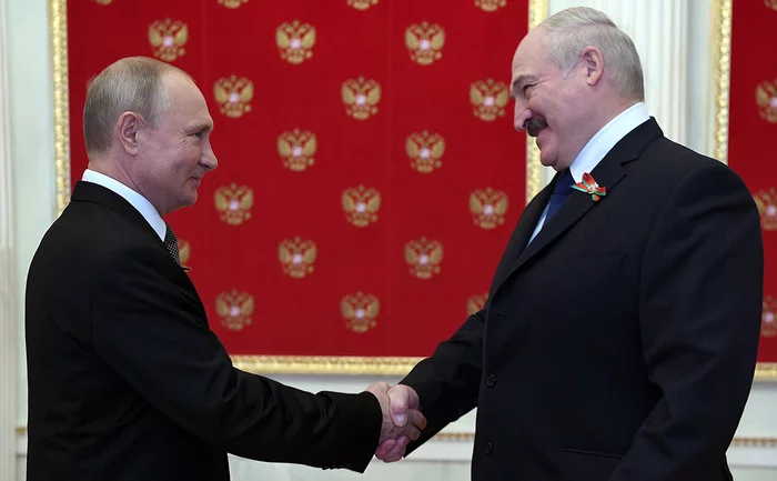 Pupa and Magnifier - Politics, Leaders, Vladimir Putin, Alexander Lukashenko