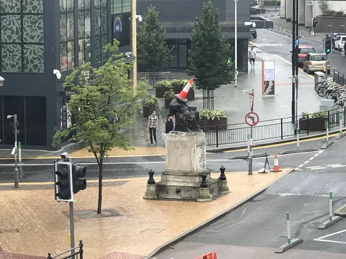 Monument - My, England, Monument, Cone, Saturday