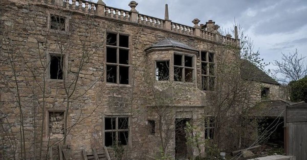 Гуанчжоу трущобы. Особняк эль рубио. Филиппины город трущобы. Соседство особняков с трущобами 8. Особняк mclanden мичиган.