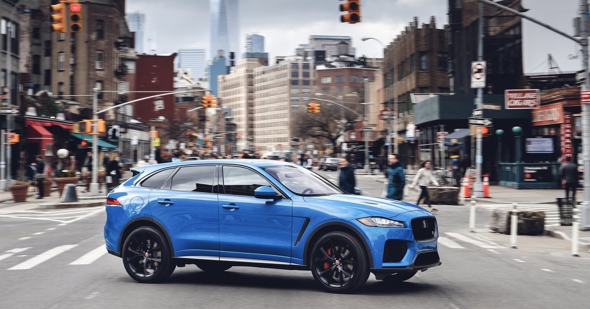 Jaguar джип f-pace. Yaguar f pace 2019. Pace 2019. Ягуар кроссовер 2020. Jaguar кроссовер f-pace.
