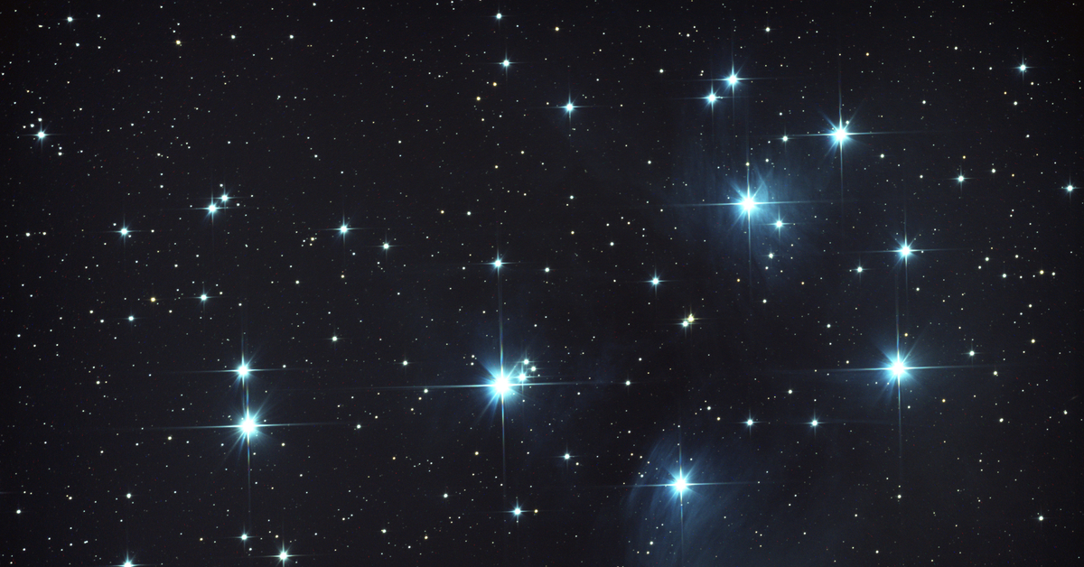 Летящее созвездие. Созвездие Плеяд Созвездие Плеяды. Галактика Плеяды. Созвездия Плеяды Хаббл. Скопление Плеяды м45.