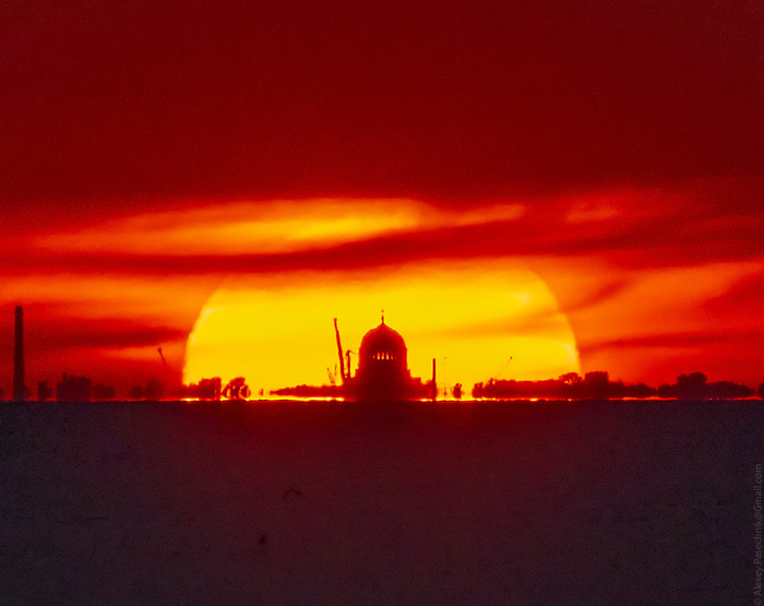 Типичный закат 2020 года