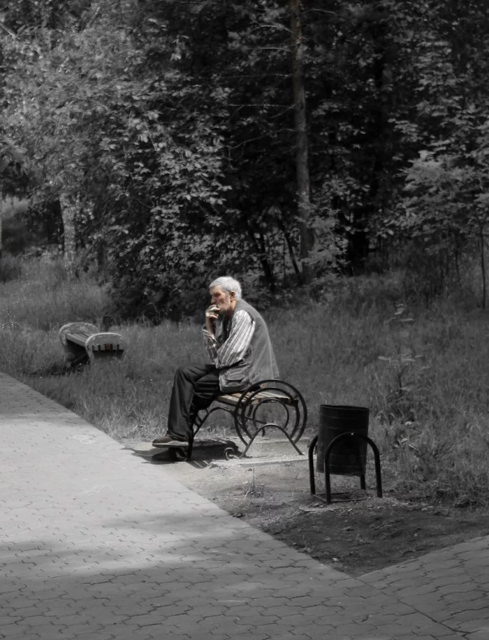 The grayness of weekdays - My, Canon EOS 550D, Grandfather, Sadness, Irkutsk