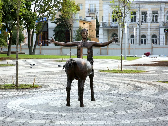 We will have a city day here one of these days - Penza, Day of the city, Fail, Monument, Art object
