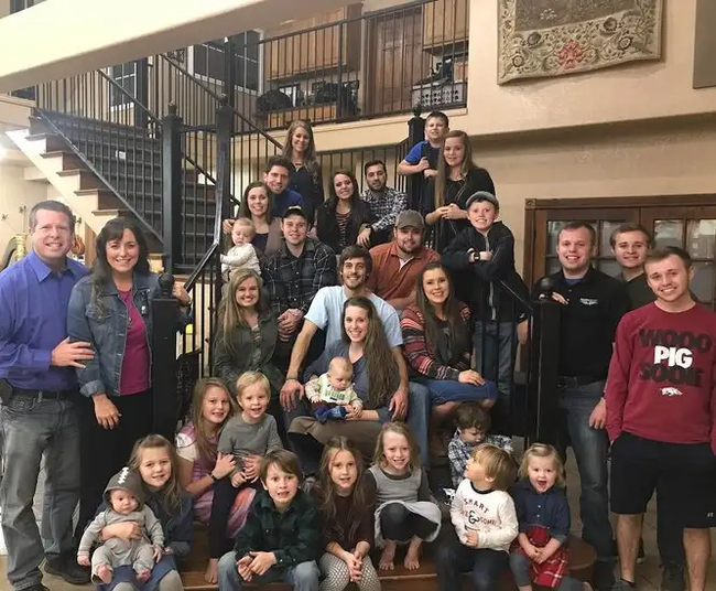 Michelle Duggar is a mother of many who gave birth to 19 children. - Interesting, Real life story, The large family, Mother of many children, Birth, Children, Longpost