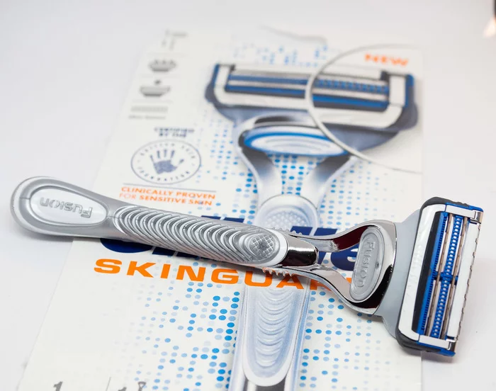 Немного разнообразия - Gillette SkinGuard! - Моё, Бритва, Gillette, Fusion, Обзор, Мат, Длиннопост