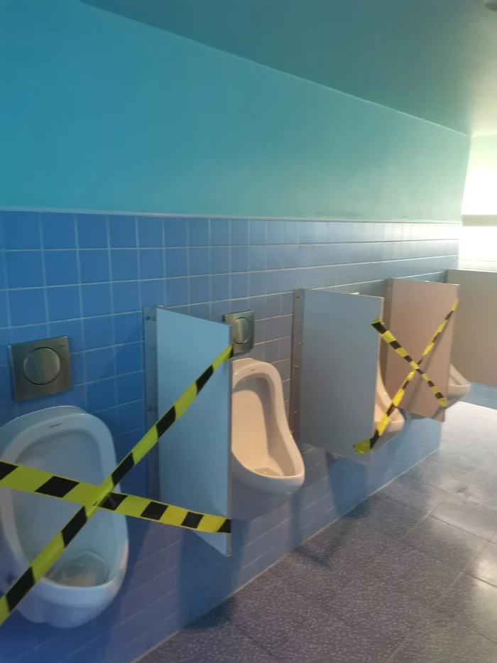 The movie theater toilet looks like a crime scene... - My, Toilet, ribbon, By horses