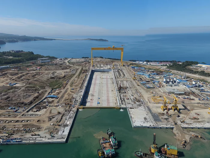 After inviting Chinese contractors, the construction period for the largest dry dock in Russia was reduced by 4 years) - Zvezda Shipyard, Дальний Восток, Building, Chinese, Shipyard, Rosneft, Dry dock, news, Longpost