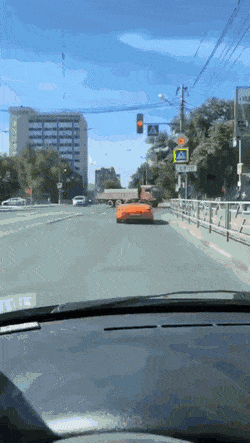 Ponte at the pedestrian crossing - Crosswalk, Porsche, Cabriolet, , GIF, I ran into the wrong one