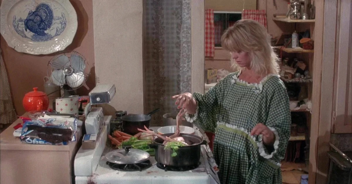 Соседка готовила курицу закончилась соль. За бортом 1987 Голди Хоун. Голди Хоун за бортом.