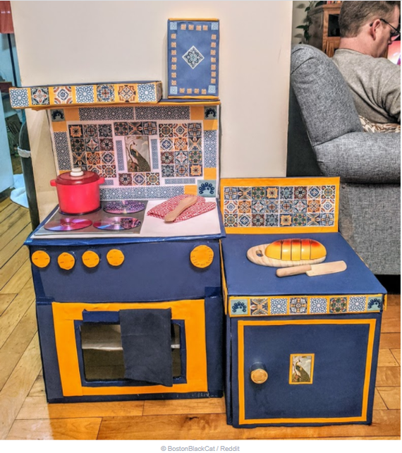 «Делаю столько игрушек своей дочери, сколько могу