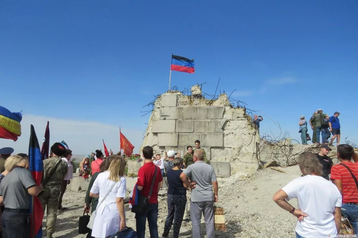 Saur-Mogila remembers the battles of the Great Patriotic War and the battles of 2014 - Memory, The Great Patriotic War, Saur-Mogila, Longpost, Negative, DPR, War