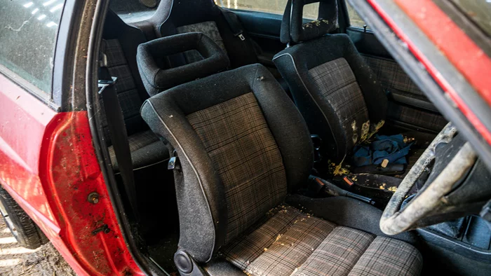 В продаже Audi quattro 1985 года, который 25 лет простоял в обычном сарае на ферме! Audi, Легенда, Находка, Сарай, Авто, История, Длиннопост