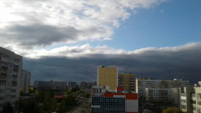 Ulyanovsk Street. Balcony - My, Thunderstorm, Ulyanovsk, Zasviyazhye, Volga region, Weather, The photo