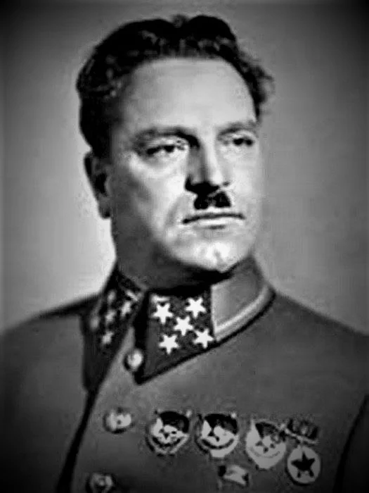 Where does the fashion for “Hitler” mustaches come from in the Red Army? - My, Story, The science, Facts, The Second World War, the USSR, Усы, The Great Patriotic War, Longpost