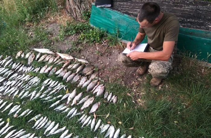 21 thousand rubles (BYN) and a period of up to six years. This is how a 47-year-old resident of the village of Krivichi went fishing - Agronews, Republic of Belarus, Fishing, Fine, Criminal case, Soligorsk, Poachers