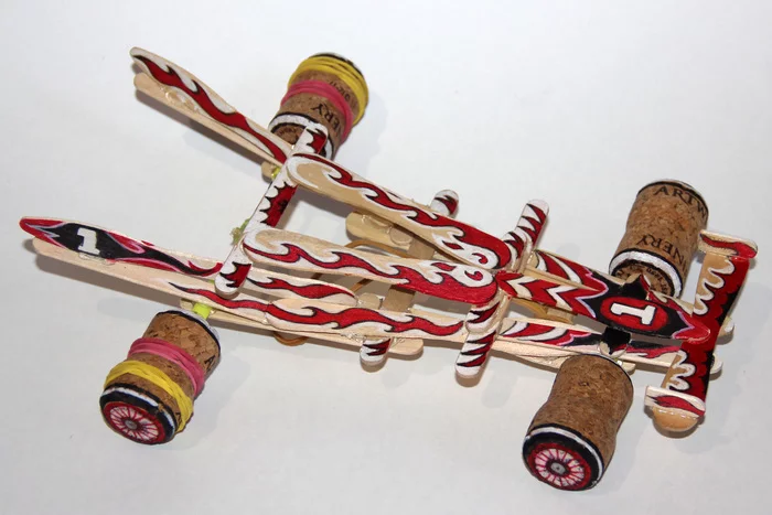 Formula 1 racing car with a rubber motor made from popsicle sticks - My, Auto, Car, Bolide, Crafts, Needlework, Rubber motor, School, Ice cream, Formula 1, Needlework without process, Longpost