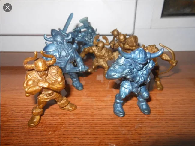 Help me find a set of figures - Help me find, Game Pack, Figurines, Childhood memories