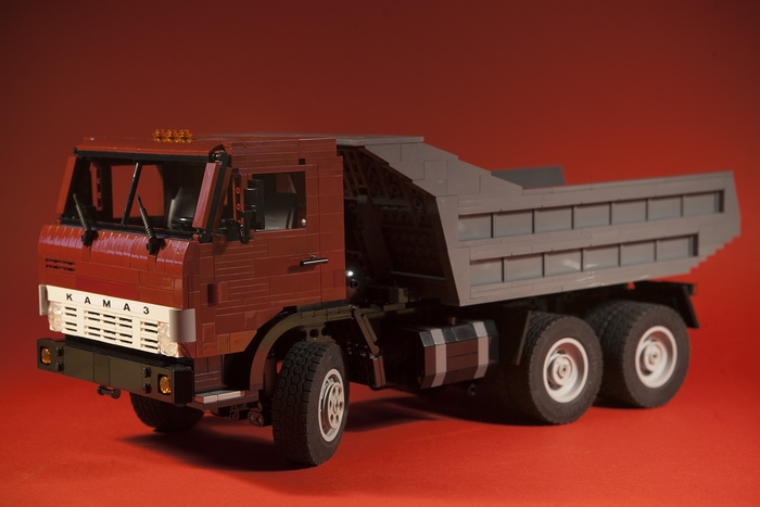    5511  LEGO (Kamaz 5511 tipper truck 6x4 by Krzysztof Cytacki) , , , , LEGO, , ,  , , 