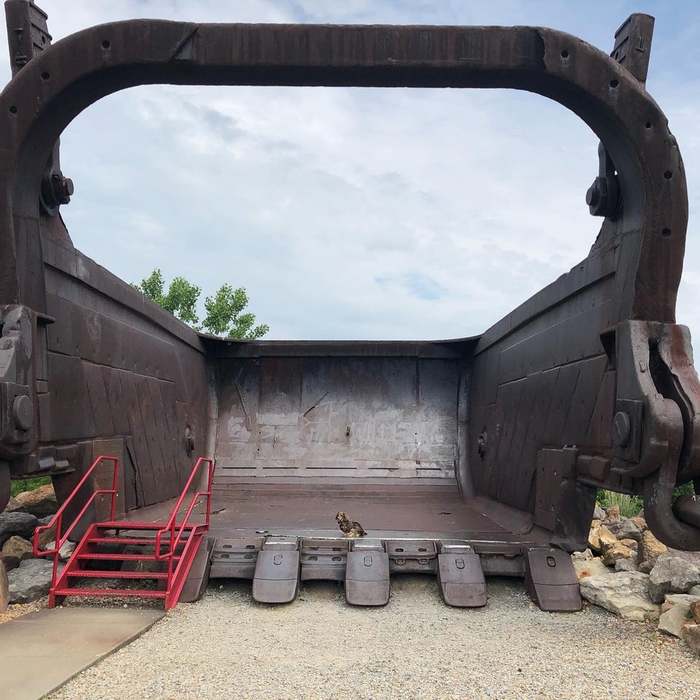 The largest excavator bucket in the world - The size, Ladle, Excavator, Dog, USA